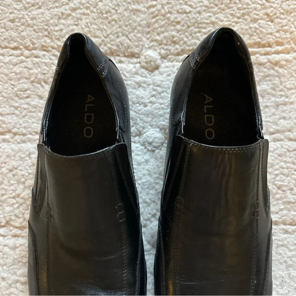 Aldo’s Men’s size 10 slip on dress shoe